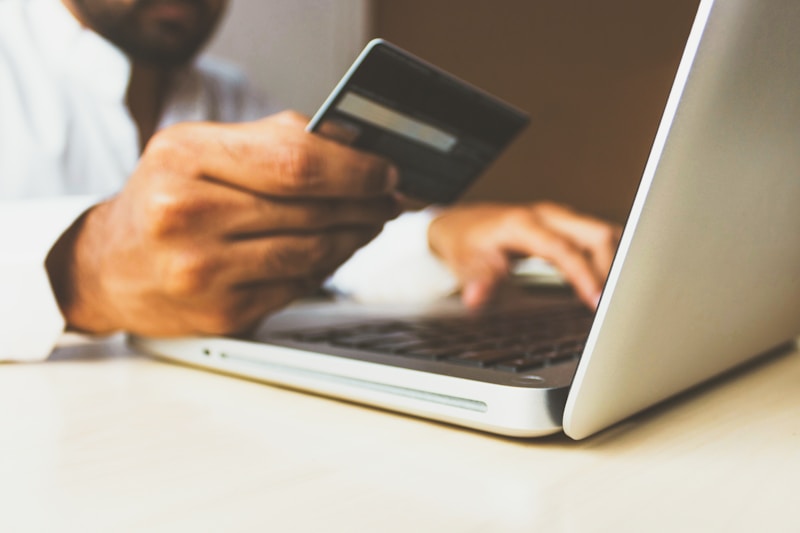 E-Commerce Website (SaaS)